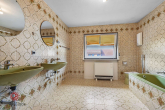 Badezimmer - Großzügiges Einfamilienhaus mit tollem Grundstück und viel Gestaltungspotenzial