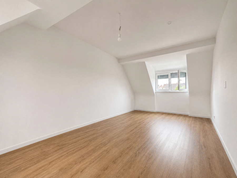 Moderne 2-Zimmer-Wohnung in gepflegtem Mehrfamilienhaus, 66953 Pirmasens, Etagenwohnung
