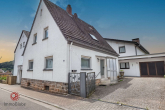 Ein- bis Zweifamilienhaus - Repräsentatives Familienanwesen mit zusätzlichem Wohnhaus in ruhiger Lage