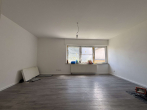 Wohnzimmer - Renovierte 2 ZKB Wohnung sucht neuen Mieter!