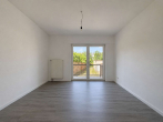 Schlafzimmer - Renovierte 2 ZKB Wohnung sucht neuen Mieter!