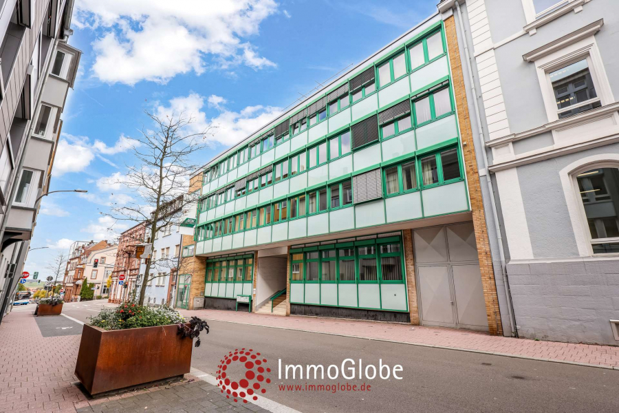 Attraktive Gewerbefläche im Erdgeschoss – vielseitig nutzbar und barrierefrei, 66953 Pirmasens, Bürofläche