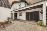 Haupthaus - Repräsentatives Familienanwesen mit zusätzlichem Wohnhaus in ruhiger Lage