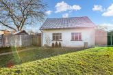 ehemaliger Pferdestall - Wohnen, Vermieten, Vergrößern – Doppelhaus in Erlenbrunn mit tollem Grundstück