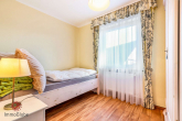 Schlafzimmer 3 (Kopfhaus) - Wohnen, Vermieten, Vergrößern – Doppelhaus in Erlenbrunn mit tollem Grundstück