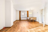 Wohn-, Essbereich (Kopfhaus) - Wohnen, Vermieten, Vergrößern – Doppelhaus in Erlenbrunn mit tollem Grundstück