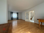 Wohnzimmer (Haus 2) - Wohnen, Vermieten, Vergrößern – Doppelhäuser in Erlenbrunn mit tollem Grundstück