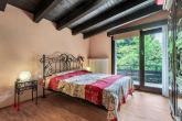 Schlafzimmer - Familienidylle am Waldrand – Großzügiges Einfamilienhaus mit Einliegerwohnung