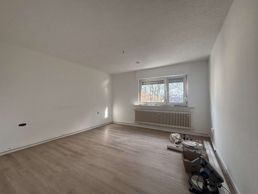 Gemütliche Dachgeschosswohnung mit guter Raumaufteilung, 66955 Pirmasens, Dachgeschosswohnung