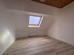 Schlafzimmer - Sehr gemütliche Dachgeschoss-Wohnung, optional mit Einbauküche