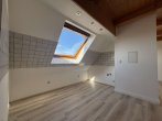 Küche - Sehr gemütliche Dachgeschoss-Wohnung, optional mit Einbauküche