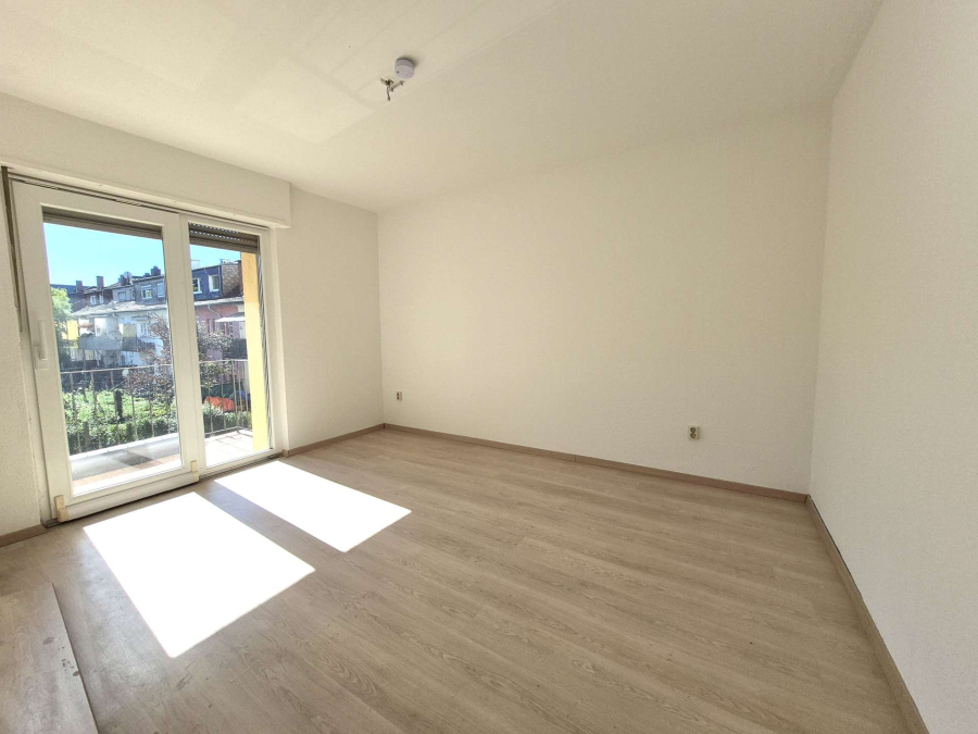 Renovierte 2 ZKB-Wohnung zu vermieten., 66953 Pirmasens, Etagenwohnung