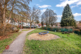 Spielplatz - Stilvolles Einfamilienhaus der 50er-Jahre in ruhiger Wohnlage