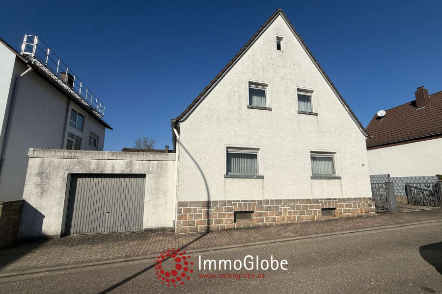 Handwerker Aufgepasst! Sanierungsbedürftiges Ein- bis Zweifamilienhaus in begehrter Lage, 66976 Rodalben, Mehrfamilienhaus