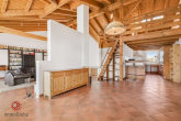Wohnzimmer - Großzügige Maisonette-Wohnung im Herzen der Stadt