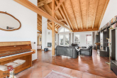 Wohnzimmer - Großzügige Maisonette-Wohnung im Herzen der Stadt