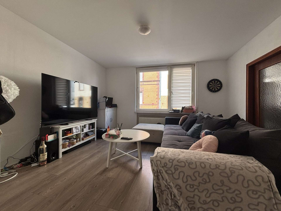 Sehr schöne und helle 2 ZKB Wohnung mit Einbauküche, 66955 Pirmasens, Etagenwohnung