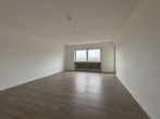 Wohnzimmer - Schöne helle Wohnung mit Balkon ab sofort zu vermieten
