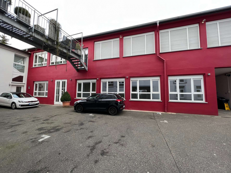 Flexibel nutzbare Gewerbefläche in gepflegtem Anwesen – Büro, Lager oder Produktion, 66955 Pirmasens, Bürohaus