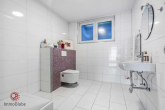 Badezimmer Souterrain - Familienidylle auf der Ruhbank – hochwertig saniertes Eigenheim