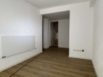 Schlafzimmer - Erstbezug nach Sanierung: 74 m² Untergeschosswohnung mit modernem Bad