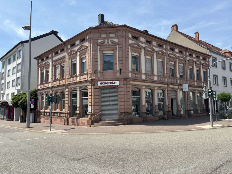 Repräsentative Gewerbeeinheit in historischem Gebäude, 66953 Pirmasens, Bürohaus
