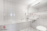 Badezimmer - Modernisiertes Immobilienensemble mit Entwicklungspotenzial für Wohnen & Apartments