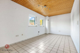 Arbeitszimmer - Wohnen am Pfälzerwald – gepflegter Bungalow in ruhiger Sackgassenlage
