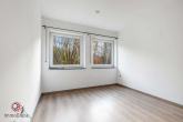 Schlafzimmer - Wohnen am Pfälzerwald – gepflegter Bungalow in ruhiger Sackgassenlage