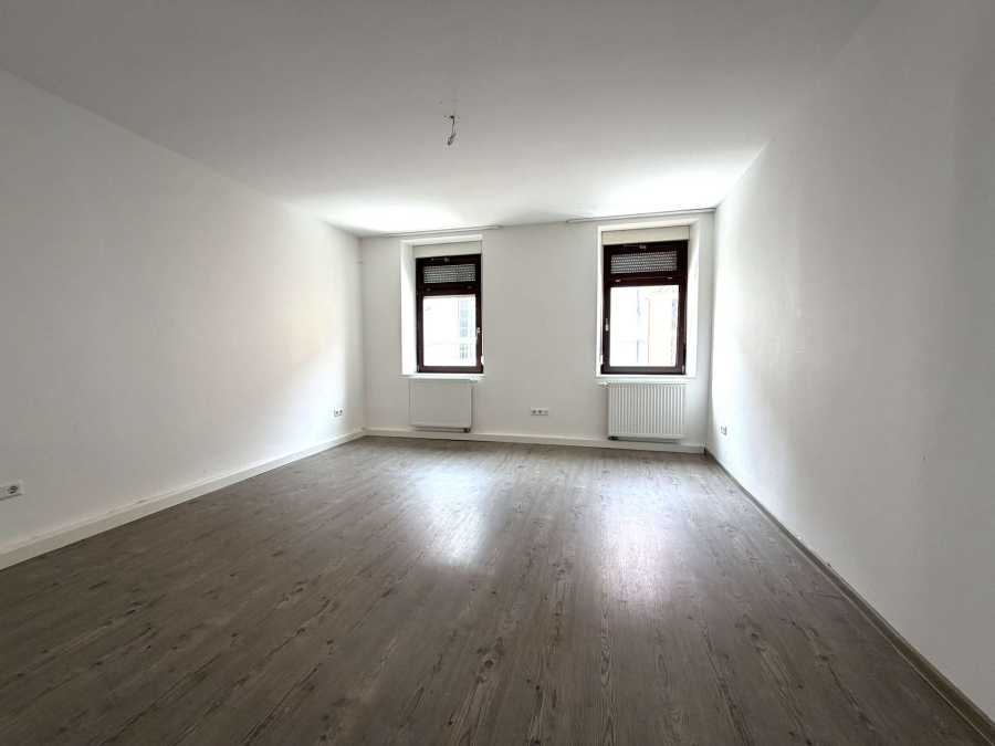 Tolle 4 ZKB-Wohnung nahe Zentrum zu vermieten, 66953 Pirmasens, Etagenwohnung