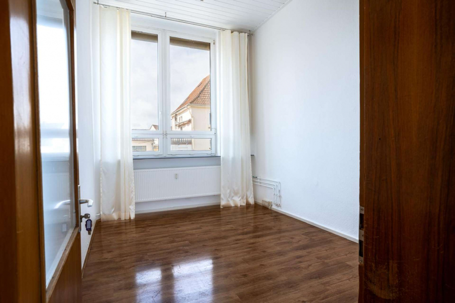 Einzelbüro im Gewerbekomplex, 66955 Pirmasens, Bürofläche